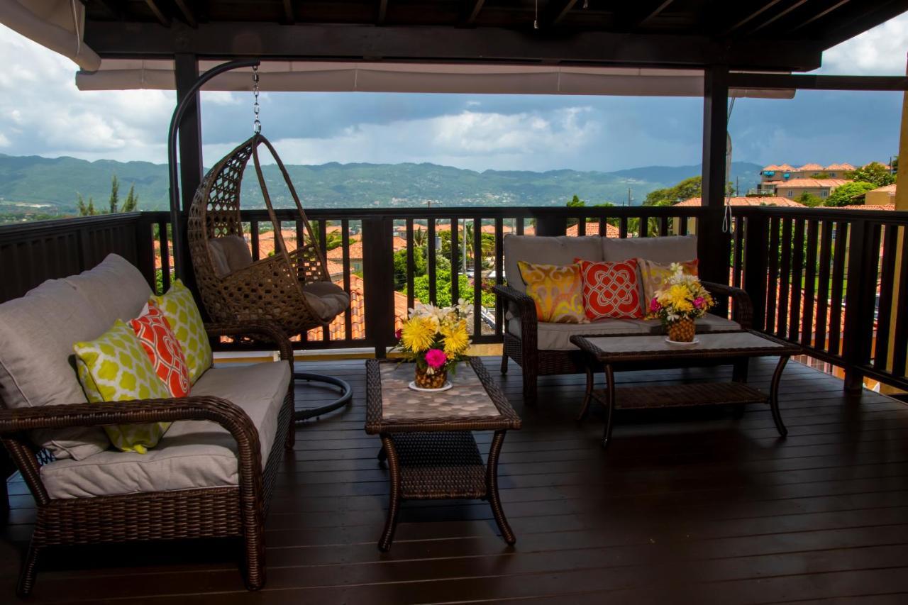 Vacation Getaway In Mango Walk Country Club Apartman Montego Bay Kültér fotó