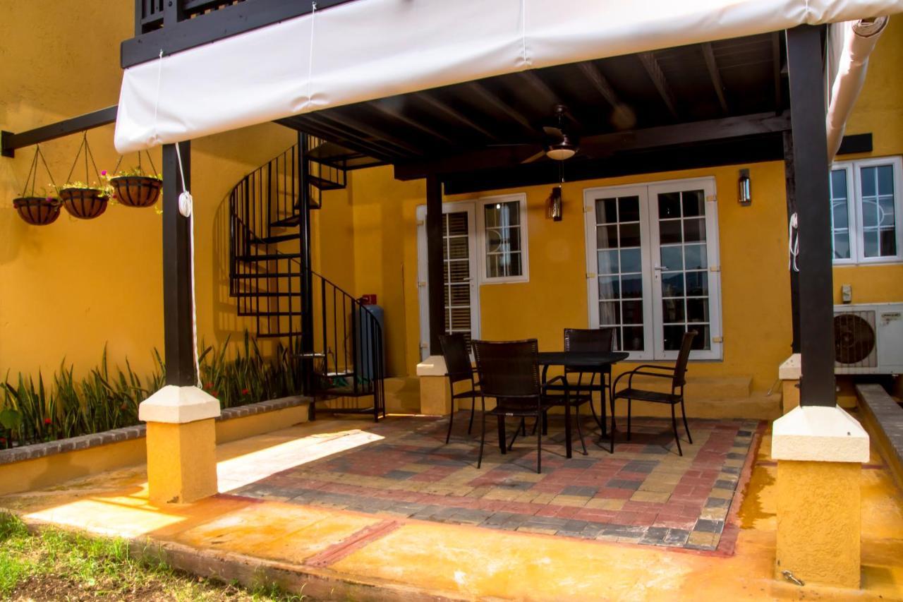 Vacation Getaway In Mango Walk Country Club Apartman Montego Bay Kültér fotó